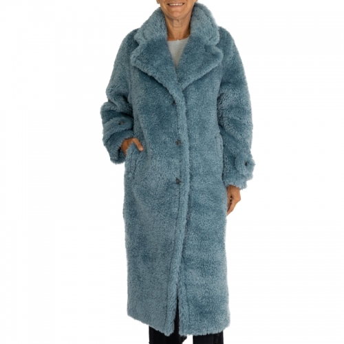 Sasha Coat stormy sea stor