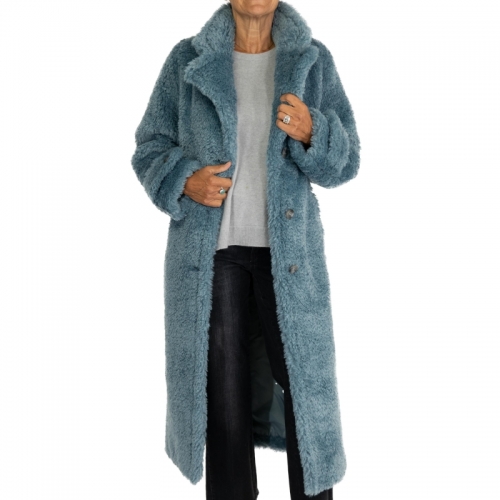 Sasha Coat stormy sea stor